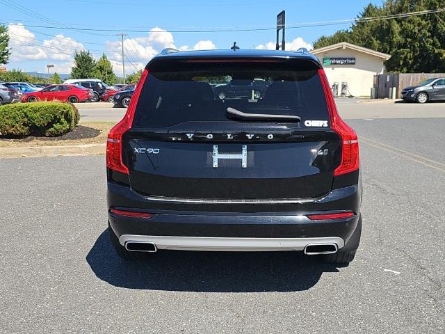 Photo of 2021 Onyx Black Metallic Volvo XC90