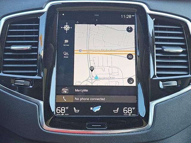 Photo of 2021 Onyx Black Metallic Volvo XC90