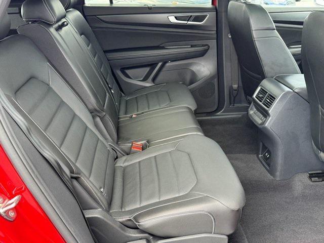 Photo of 2024 Aurora Red Metallic Volkswagen Atlas Cross Sport