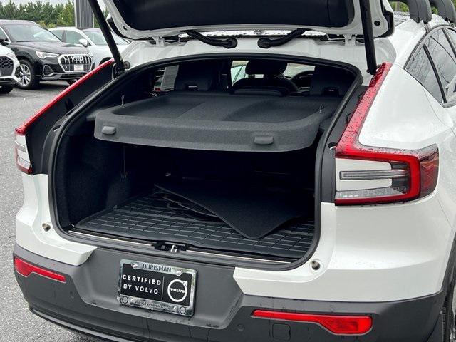 Photo of 2024 Crystal White Volvo C40 Recharge Pure Electric