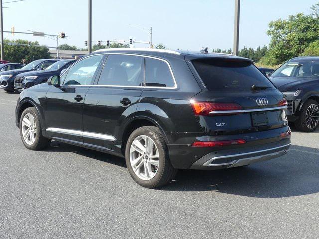Photo of 2023 Black Metallic Audi Q7