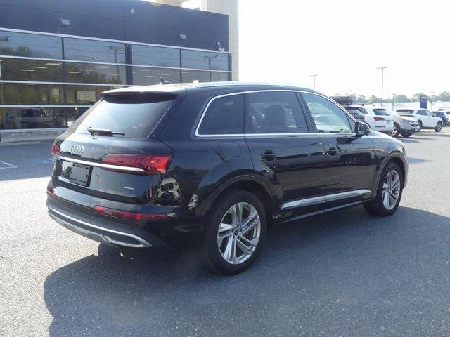 Photo of 2023 Black Metallic Audi Q7