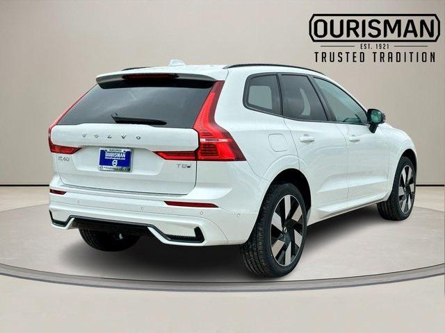 Photo of 2025 Crystal White Metallic Volvo XC60 Plug-In Hybrid
