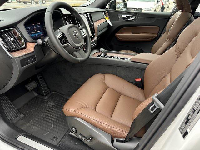 Photo of 2025 Crystal White Metallic Volvo XC60 Plug-In Hybrid
