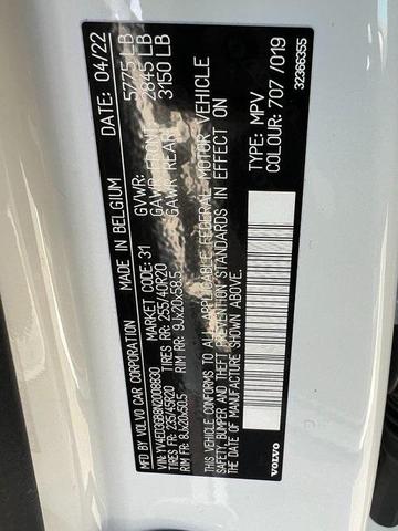 Photo of 2022 Crystal White Volvo C40 Recharge Pure Electric