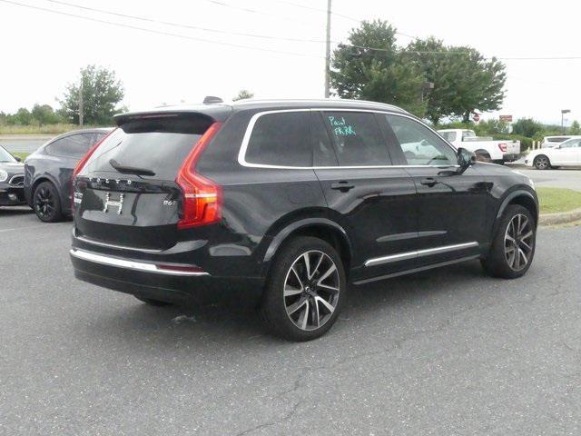 Photo of 2023 Onyx Black Volvo XC90