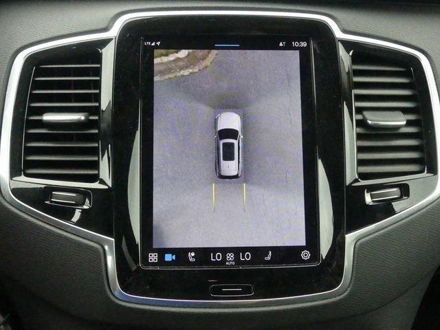 Photo of 2023 Onyx Black Volvo XC90