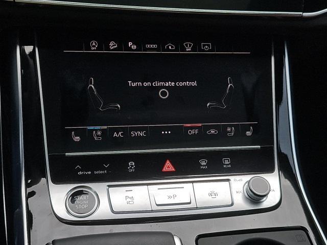 Photo of 2023 Blue Metallic Audi Q7