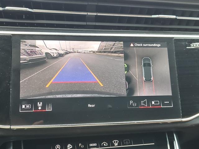Photo of 2023 Blue Metallic Audi Q7