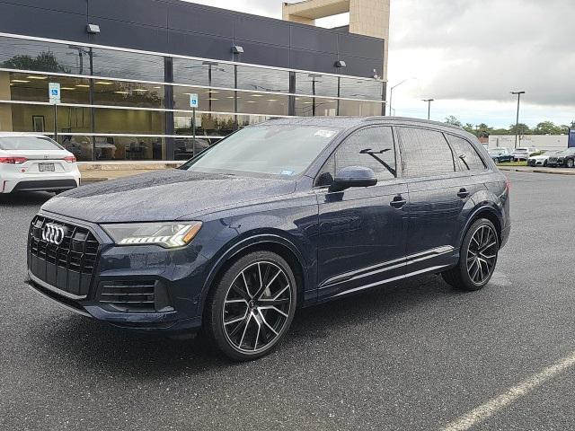 Photo of 2023 Blue Metallic Audi Q7