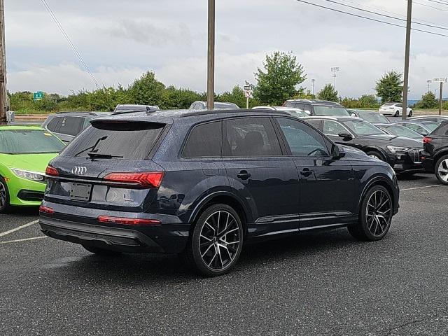 Photo of 2023 Blue Metallic Audi Q7