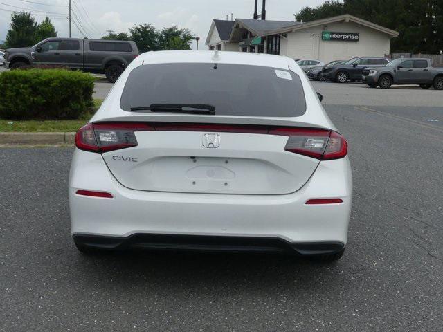 Photo of 2022 Platinum White Pearl Honda Civic