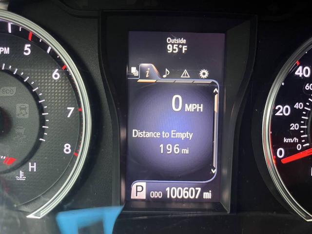 Photo of 2017 White Toyota Camry