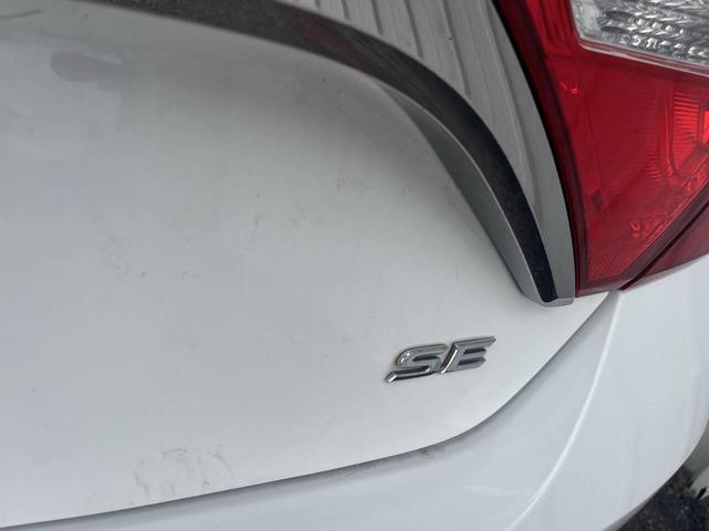 Photo of 2017 White Toyota Camry