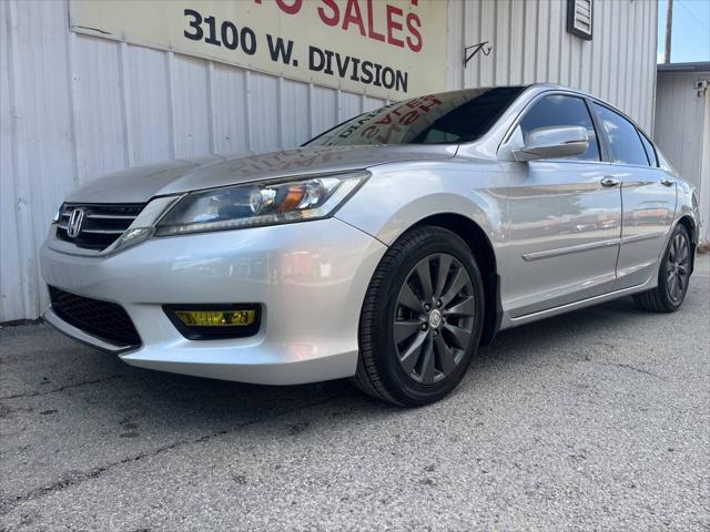 Photo of 2013 Alabaster Silver Metallic Honda Accord