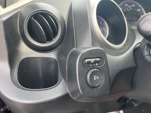 Photo of 2009 Blue Honda Fit