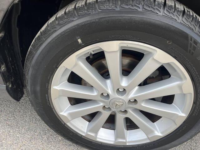 Photo of 2009 Magnetic Gray Metallic Toyota Venza