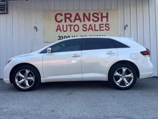 Photo of 2014 Blizzard Pearl Toyota Venza