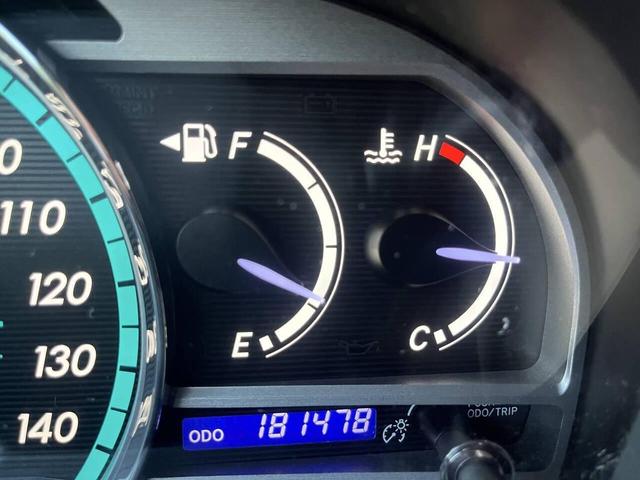 Photo of 2014 Blizzard Pearl Toyota Venza
