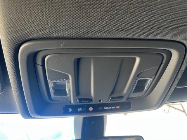 Photo of 2020 Black Chevrolet Silverado 1500