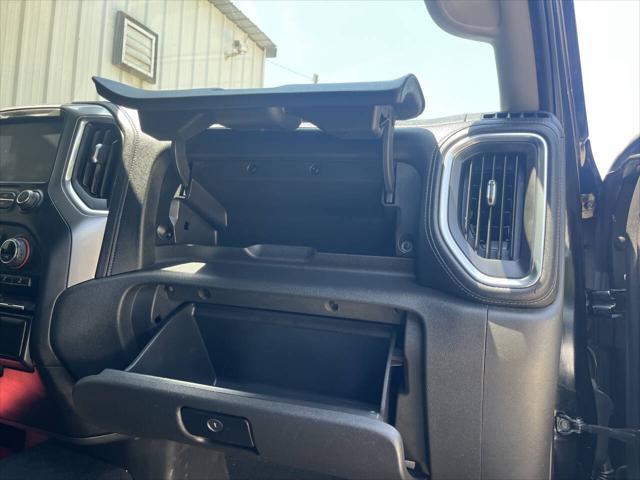 Photo of 2020 Black Chevrolet Silverado 1500