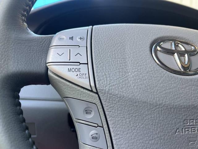 Photo of 2008 Black Toyota Avalon