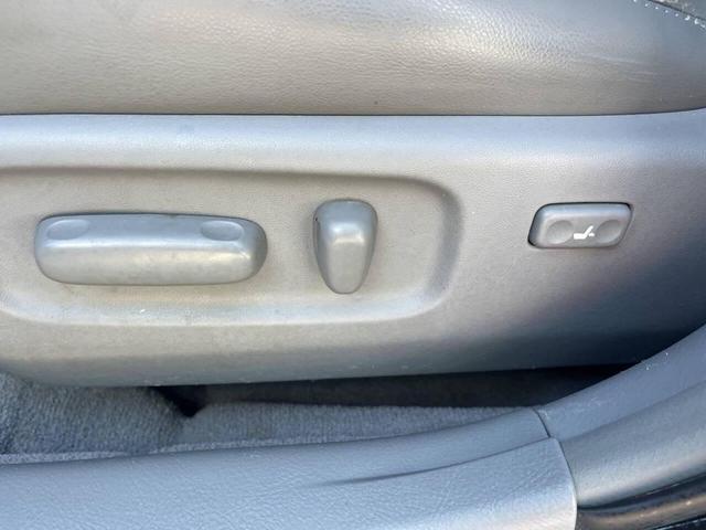 Photo of 2008 Black Toyota Avalon