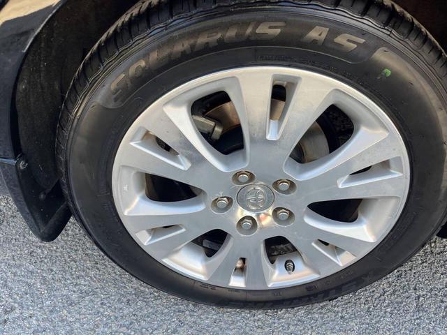 Photo of 2008 Black Toyota Avalon