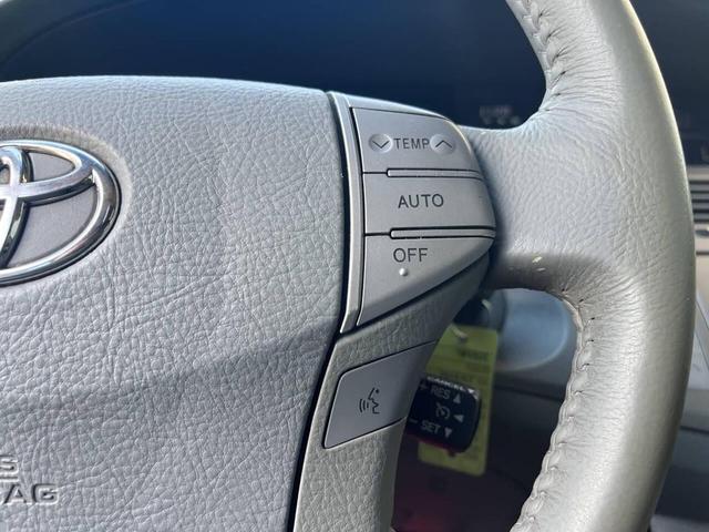 Photo of 2008 Black Toyota Avalon