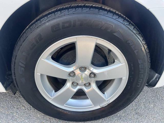 Photo of 2015 Summit White Chevrolet Cruze