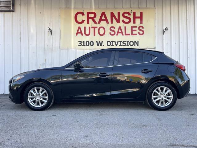 Photo of 2016 Jet Black Mica Mazda Mazda3
