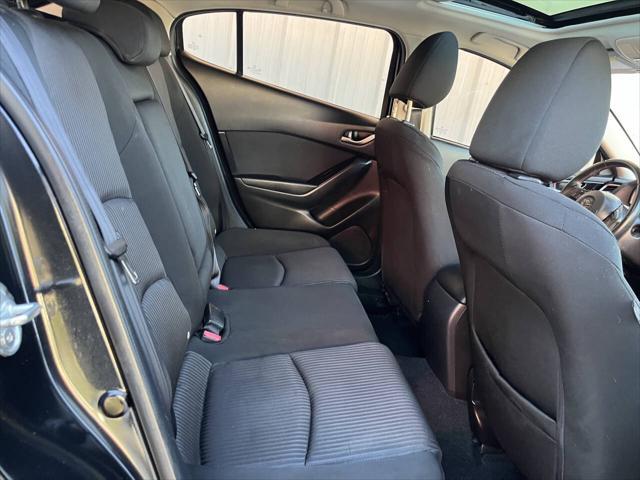 Photo of 2016 Jet Black Mica Mazda Mazda3