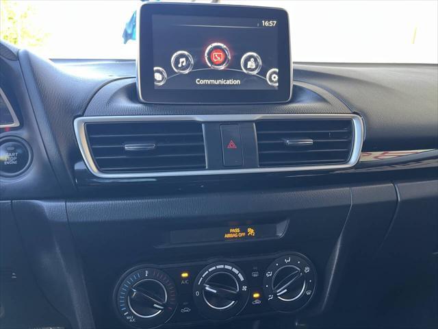 Photo of 2016 Jet Black Mica Mazda Mazda3