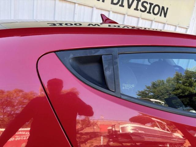 Photo of 2013 Boston Red Metallic Hyundai Veloster