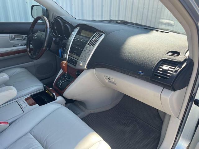 Photo of 2004 Blue Lexus RX 330