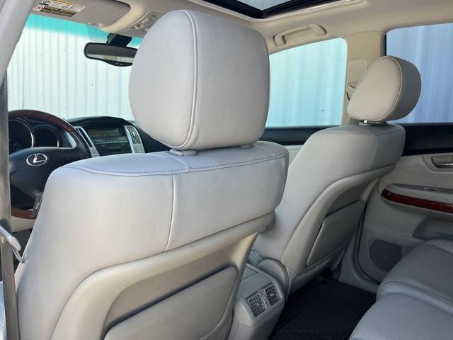Photo of 2004 Blue Lexus RX 330