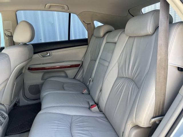 Photo of 2004 Blue Lexus RX 330
