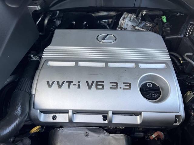 Photo of 2004 Blue Lexus RX 330