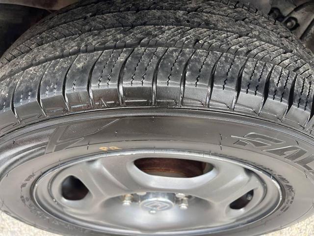 Photo of 2004 Satin Silver Metallic Honda CR-V