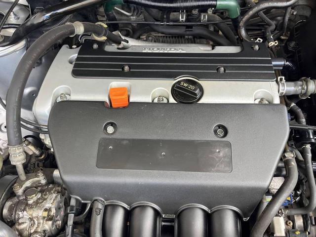 Photo of 2004 Satin Silver Metallic Honda CR-V