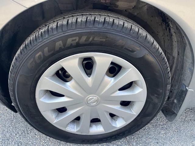 Photo of 2015 Magnetic Gray Metallic Nissan Versa Note