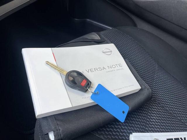 Photo of 2015 Magnetic Gray Metallic Nissan Versa Note