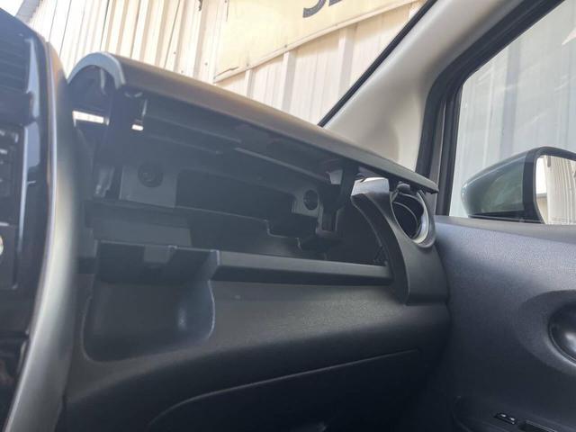 Photo of 2015 Magnetic Gray Metallic Nissan Versa Note