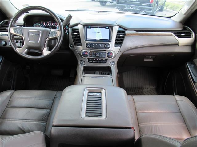 Photo of 2019 Summit White GMC Yukon