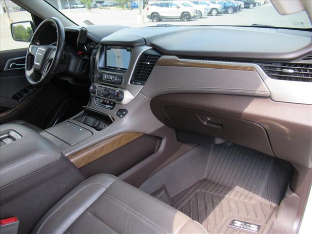 Photo of 2019 Summit White GMC Yukon