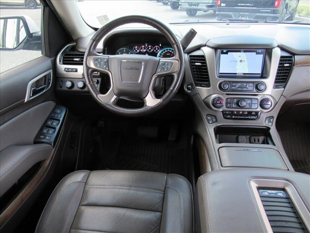 Photo of 2019 Summit White GMC Yukon
