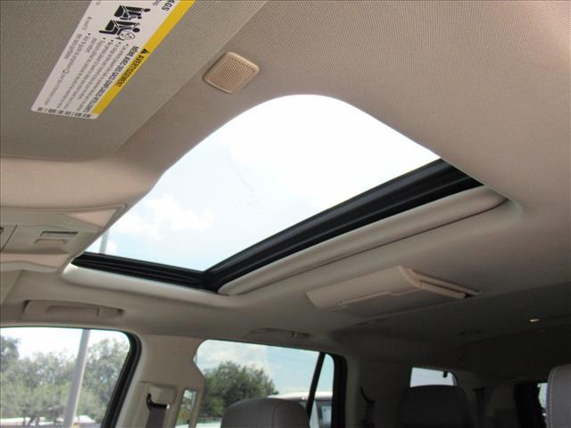 Photo of 2019 Summit White GMC Yukon