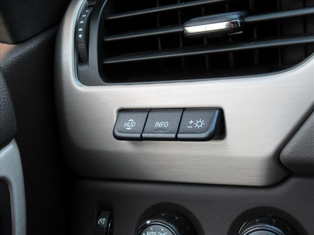 Photo of 2019 Summit White GMC Yukon