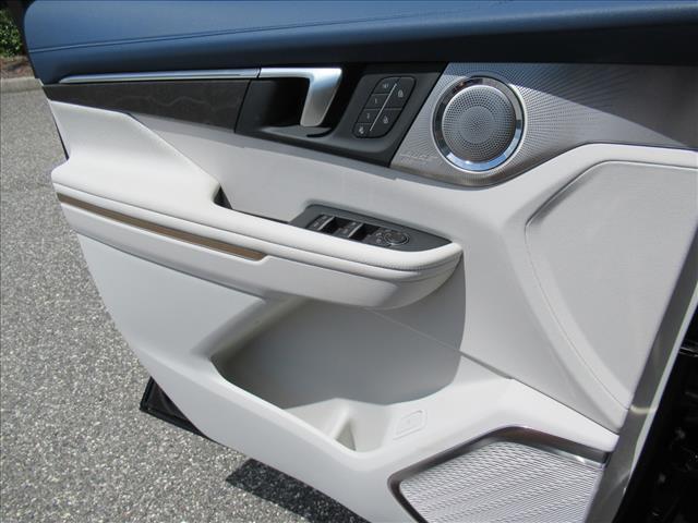 Photo of 2026 ebony twilight metallic Buick Enclave