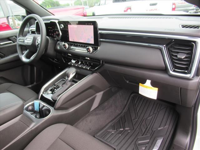 Photo of 2026 Summit White GMC Canyon
